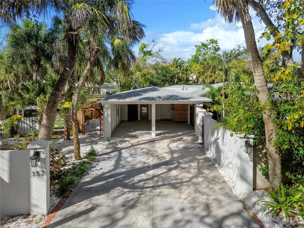 157 Garden Lane, Sarasota, FL 34242 Photo