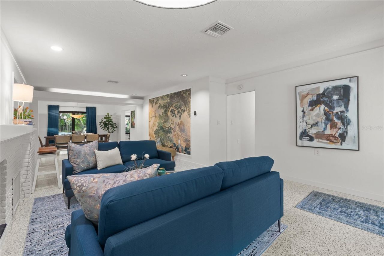 157 Garden Lane, Sarasota, FL 34242 Photo