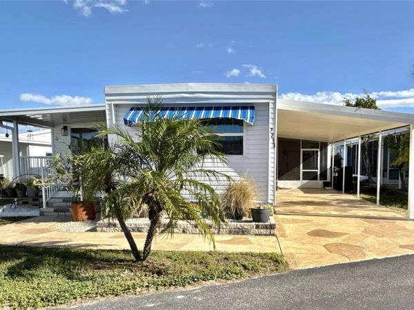 7213 MOUNT ESSEX DRIVE NE, Unit 514, ST PETERSBURG, FL 33702