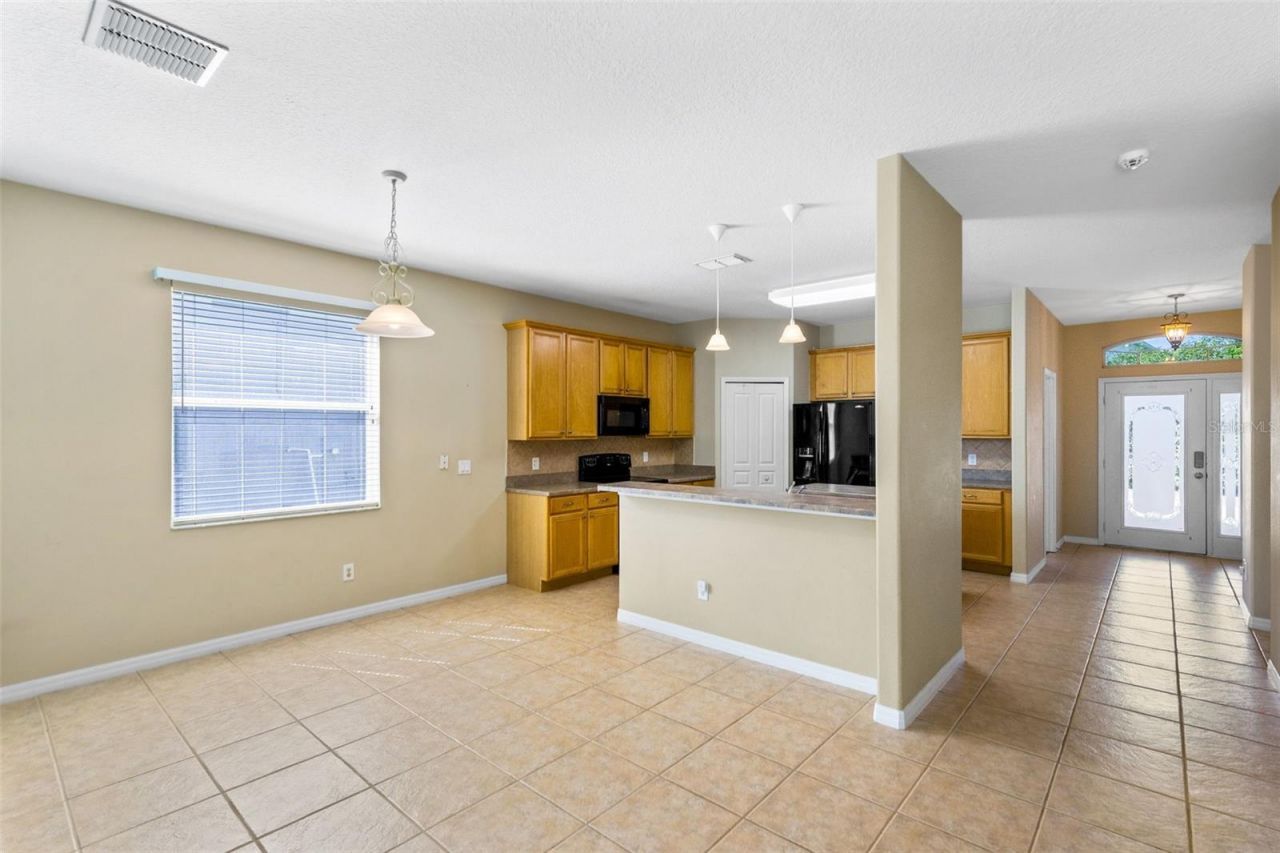 6658 Lake Pembroke Place , Orlando, FL 32829 Photo