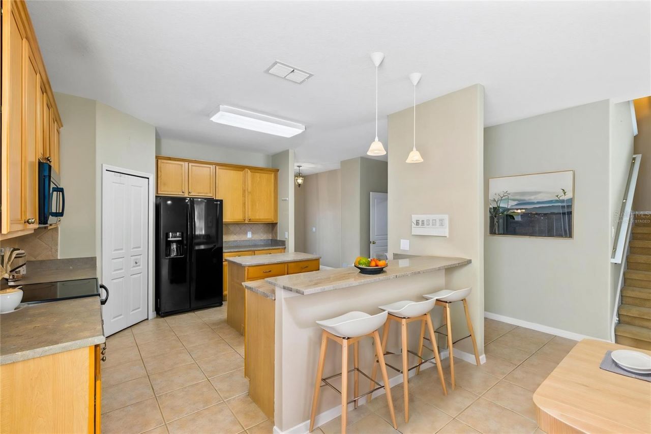 6658 Lake Pembroke Place , Orlando, FL 32829 Photo