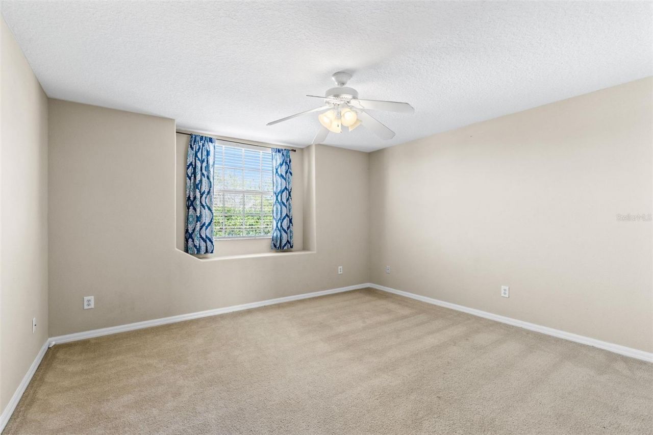6658 Lake Pembroke Place , Orlando, FL 32829 Photo