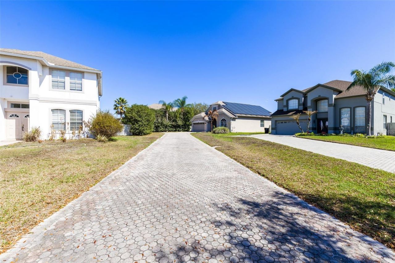 6658 Lake Pembroke Place , Orlando, FL 32829 Photo