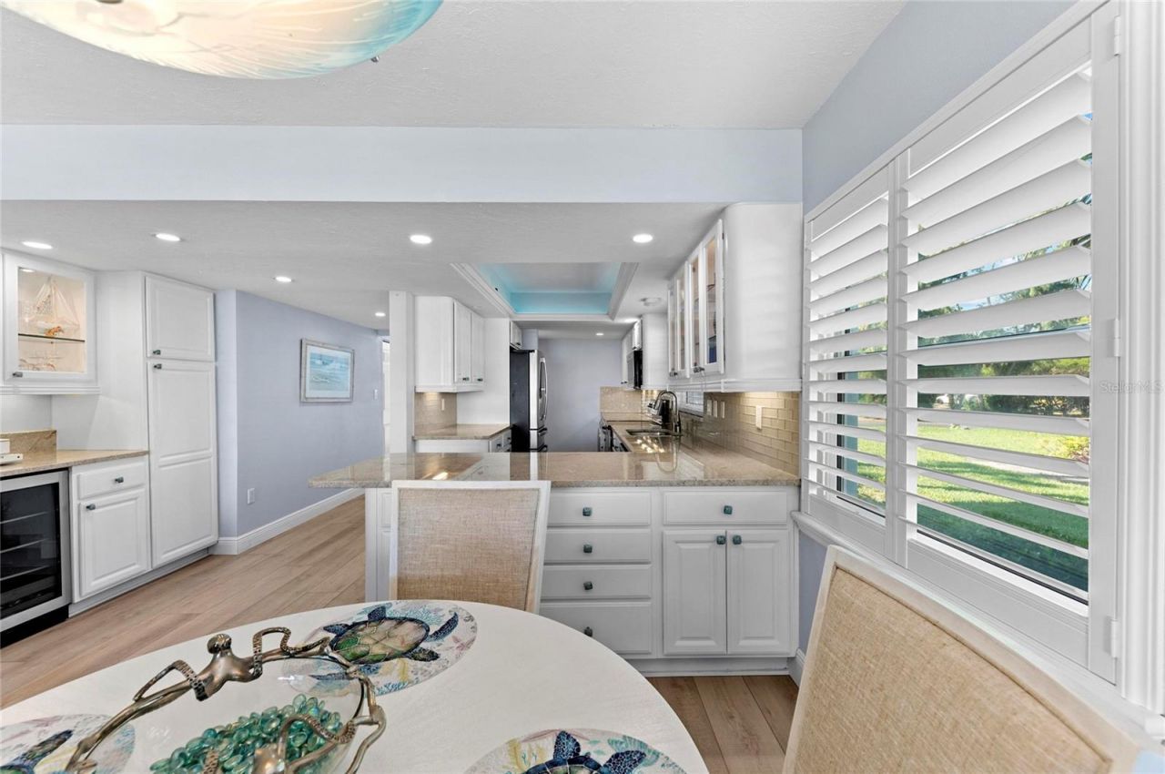 600 Manatee Avenue, Unit 106, Holmes Beach, FL 34217 Photo