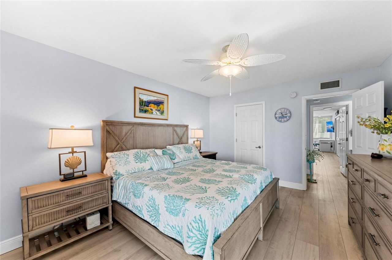 600 Manatee Avenue, Unit 106, Holmes Beach, FL 34217 Photo