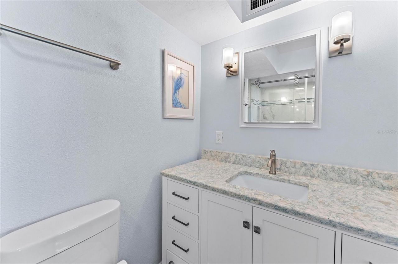 600 Manatee Avenue, Unit 106, Holmes Beach, FL 34217 Photo