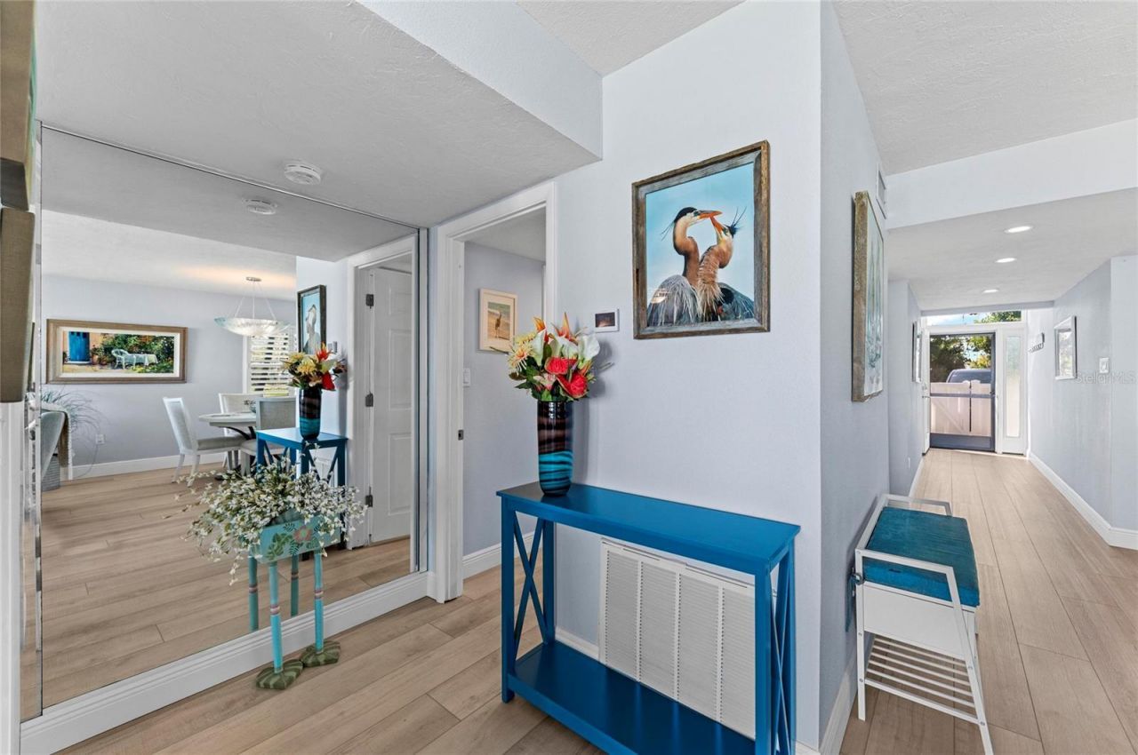 600 Manatee Avenue, Unit 106, Holmes Beach, FL 34217 Photo