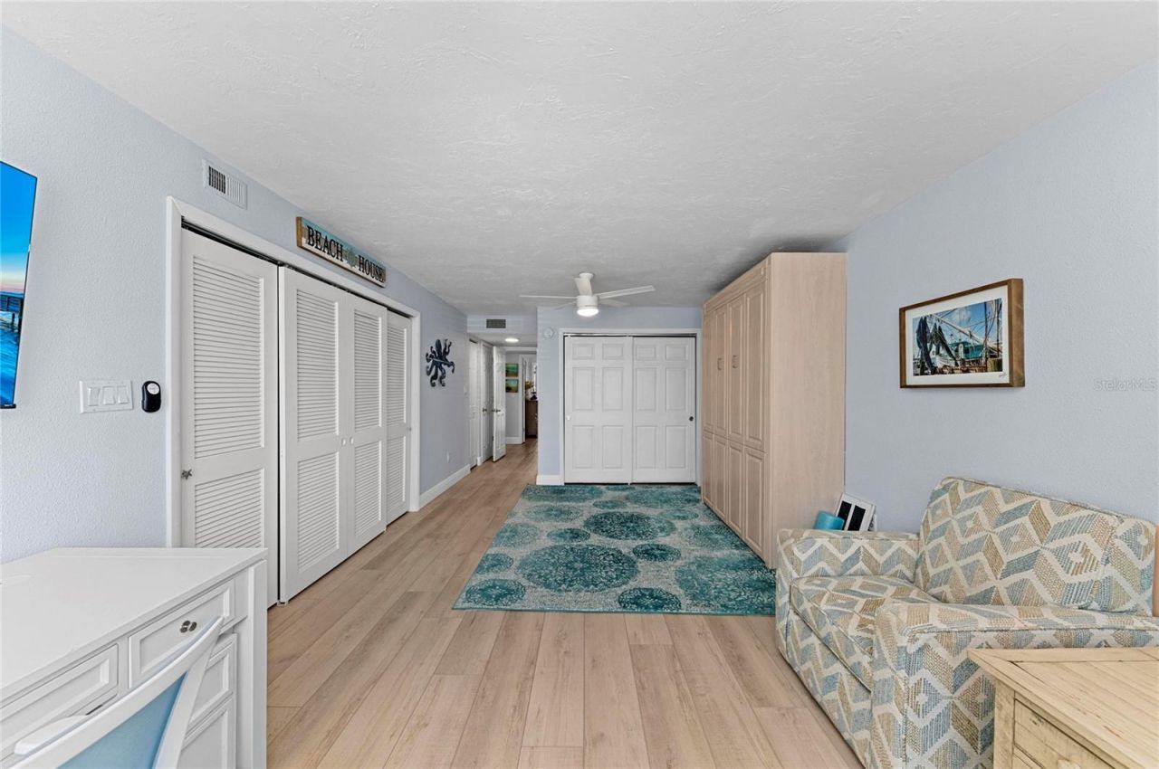 600 Manatee Avenue, Unit 106, Holmes Beach, FL 34217 Photo
