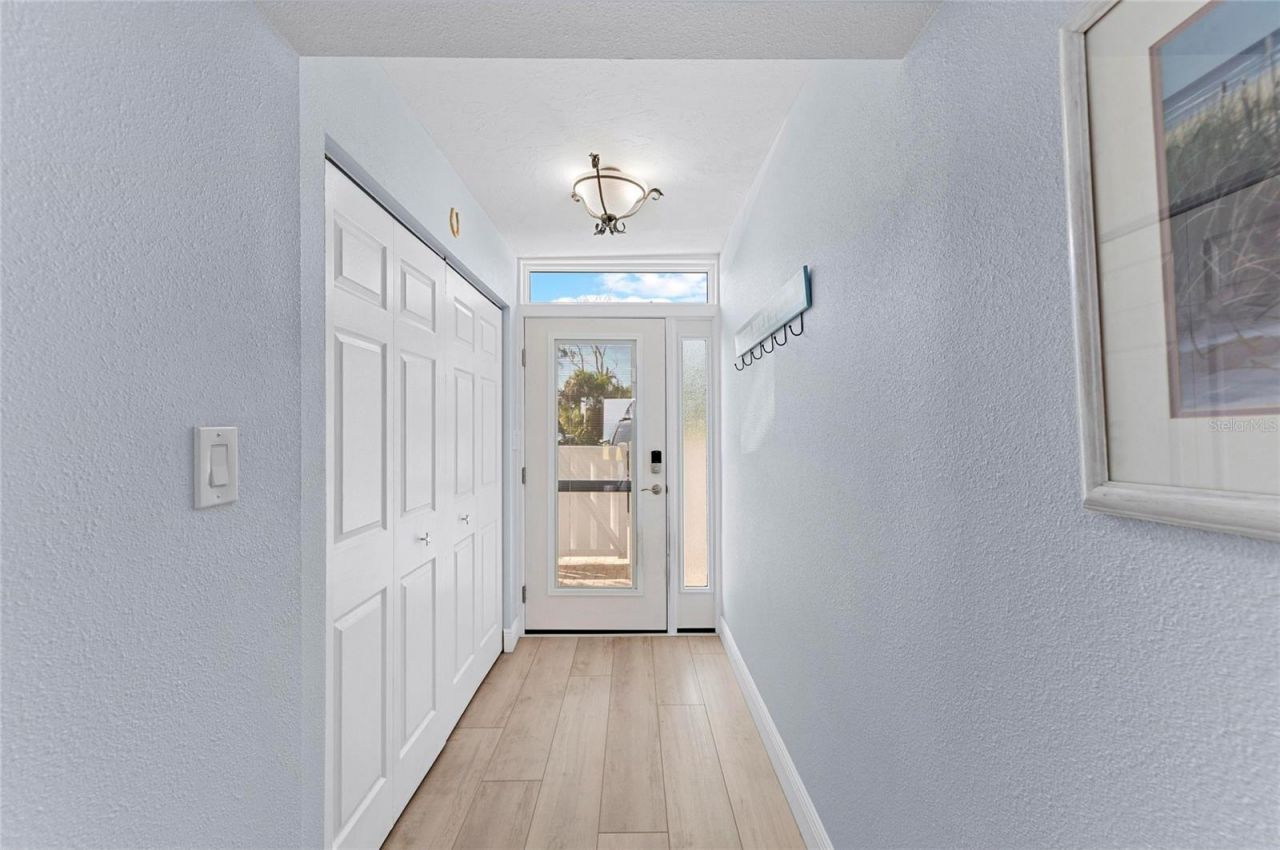 600 Manatee Avenue, Unit 106, Holmes Beach, FL 34217 Photo