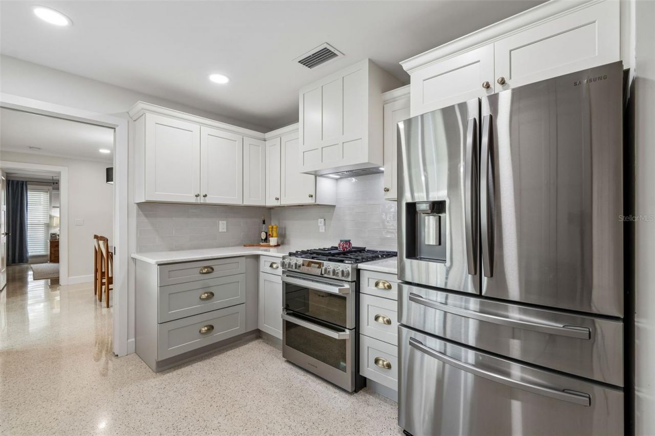 3302 San Jose Street, Clearwater, FL 33759 Photo