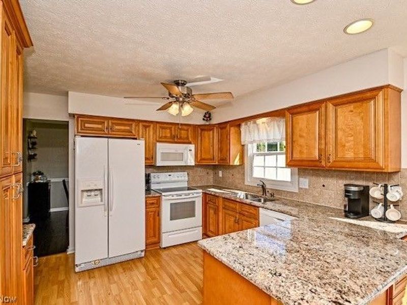 712 Tanya Avenue NW, Massillon, OH 44646 Photo 14