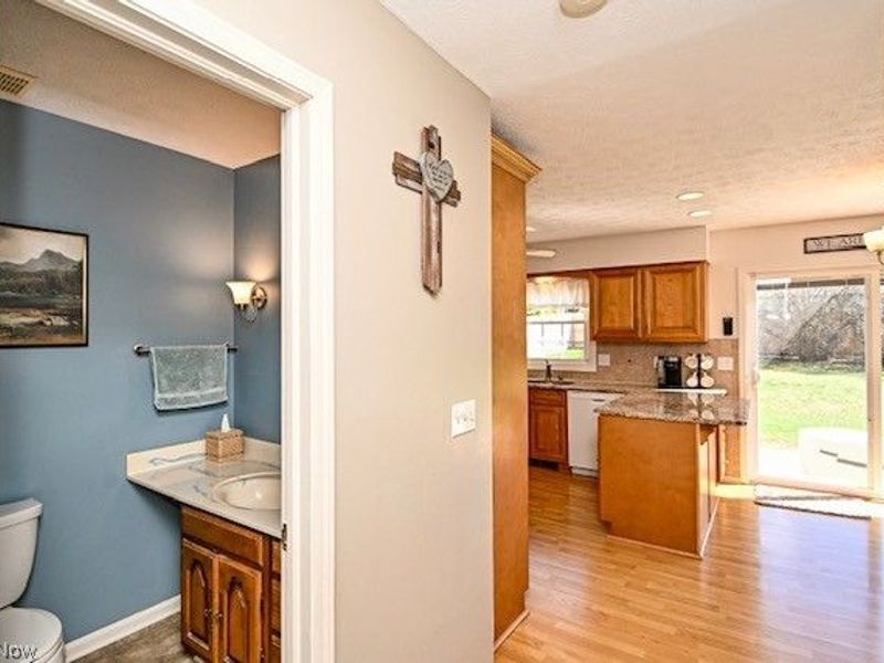 712 Tanya Avenue NW, Massillon, OH 44646 Photo 17