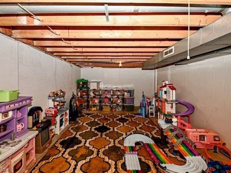 712 Tanya Avenue NW, Massillon, OH 44646 Photo 30