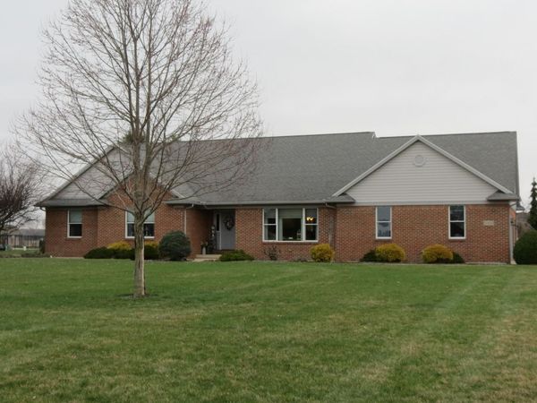 13400 Whitefeather Trail, Anna, OH 45302