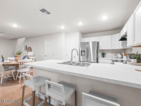 1305 PANGOLA Drive, Jacksonville, FL 32205