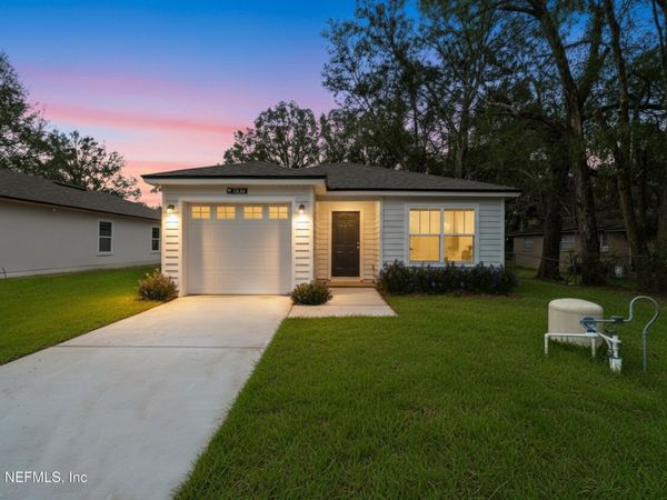 423 W 61ST Street, Jacksonville, FL 32208