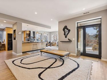 311 Pleasant Avenue, Unit 215, Saint Paul, MN 55102