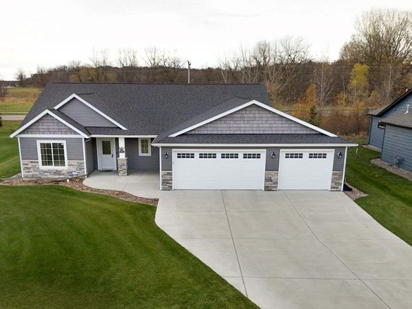 604 Lanigan Way SE, Saint Joseph, MN 56374
