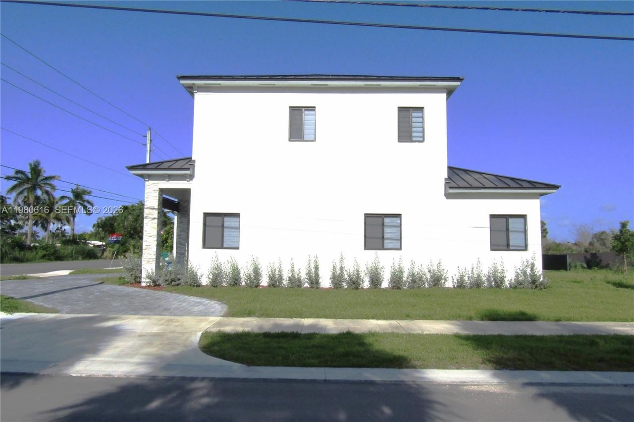 11998 SW 232nd St, Unit -, Miami, FL 33170 Photo