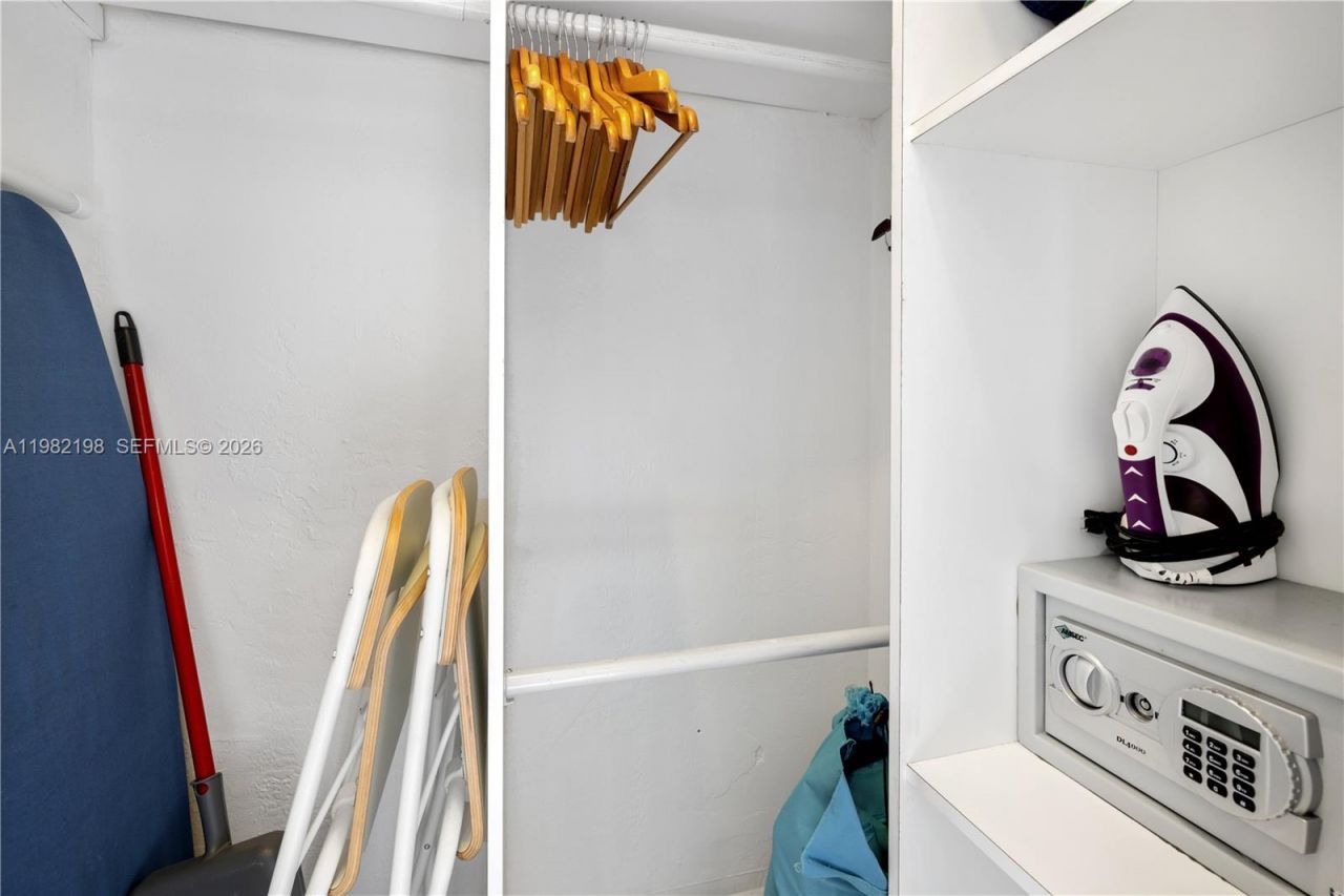 255 W 24th St, Unit 501, Miami Beach, FL 33140 Photo