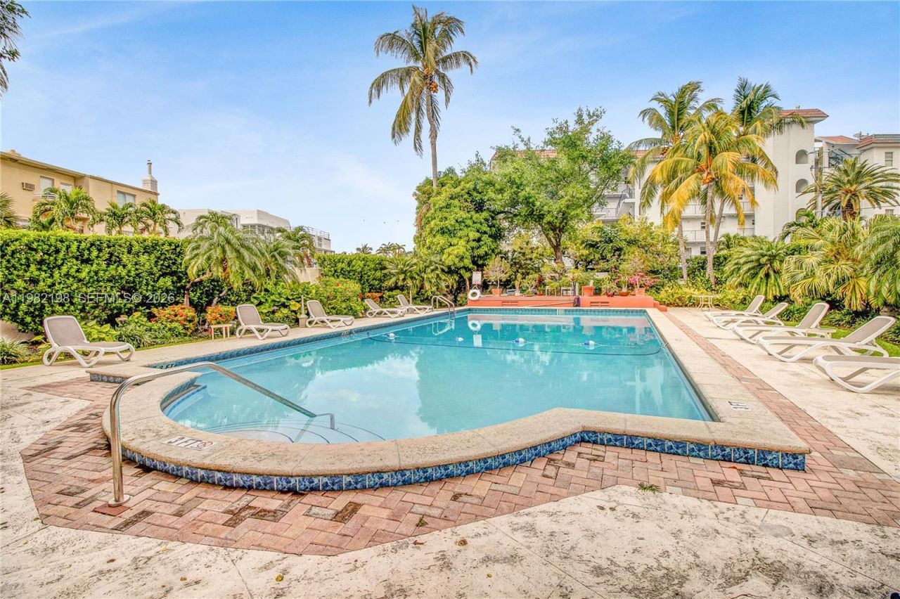 255 W 24th St, Unit 501, Miami Beach, FL 33140 Photo