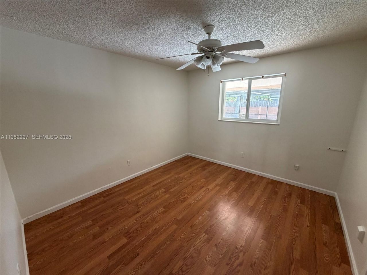 6895 Loch Ness Dr, Unit n/a, Miami Lakes, FL 33014 Photo