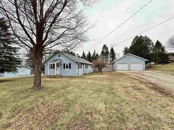2127 Rockport Road, Janesville, WI 53548