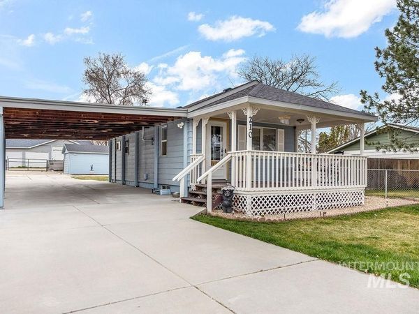 210 Carrie Rex Ave, Melba, ID 83641