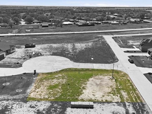 624 Escovedo Drive , Italy, TX 76651