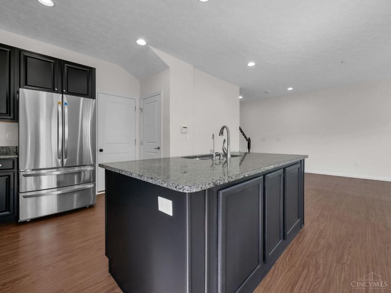 3301 Crescent Falls Way, Deerfield Twp., OH 45039 Photo 6