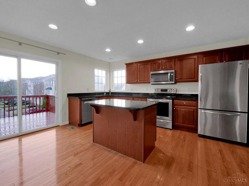 7507 Victoria Falls Avenue, Deerfield Twp., OH 45039 Photo 8