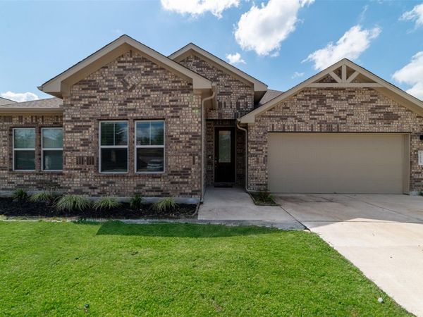 273 Rimrock CT, Bastrop, TX 78602