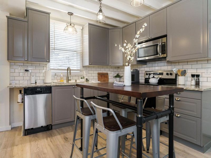 795 Mohawk Street , Unit B, Columbus, OH 43206 Photo 15