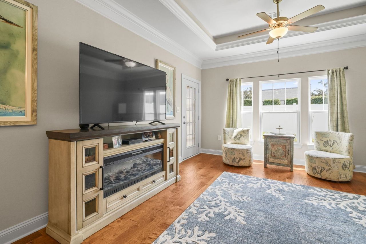 231 Je Edward Dr. Photo 14