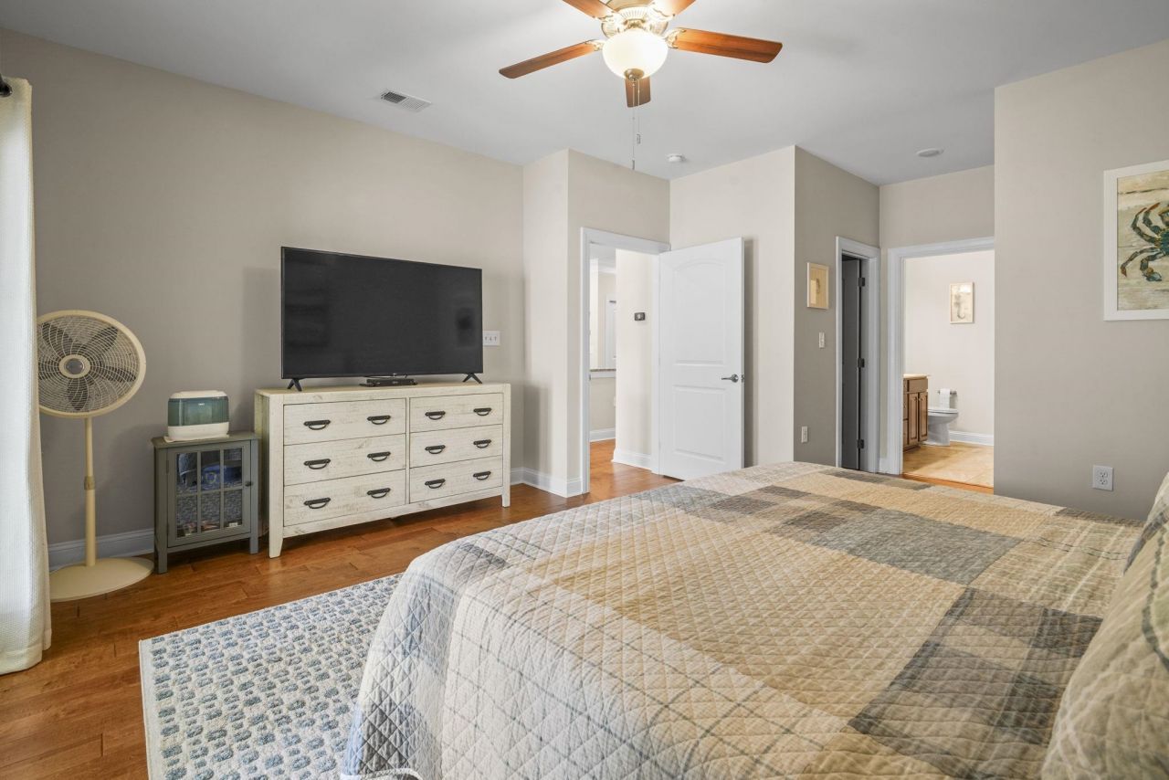 231 Je Edward Dr. Photo 22