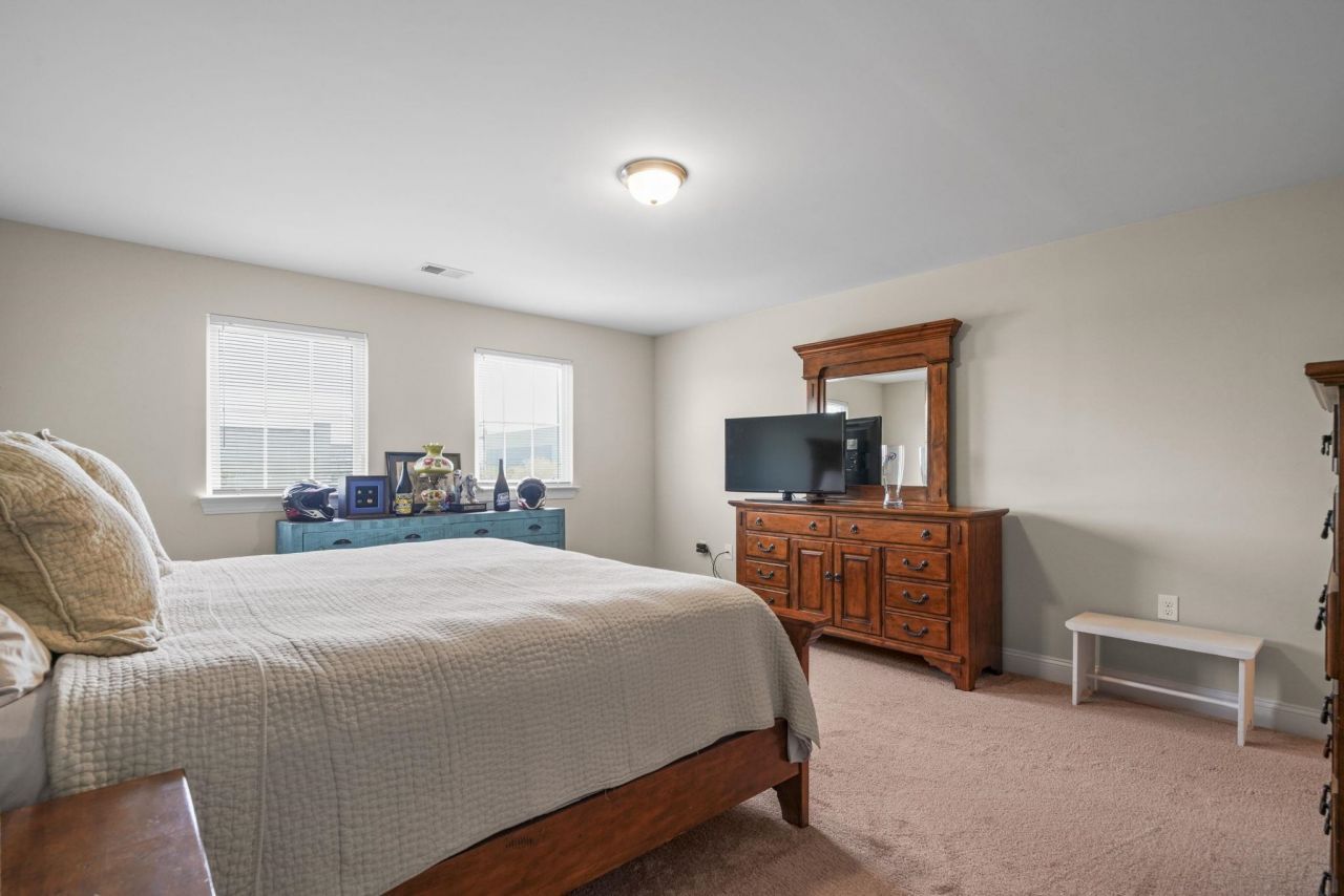 231 Je Edward Dr. Photo 25