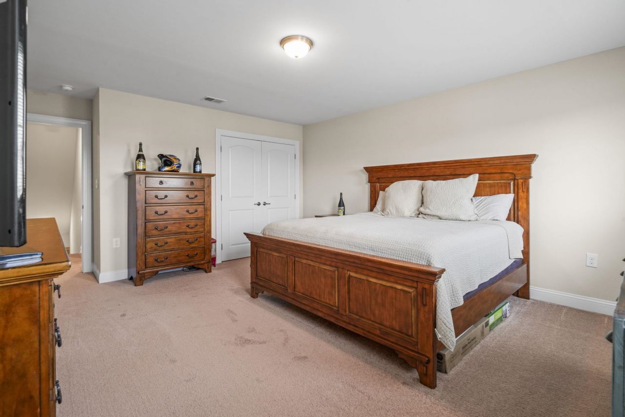 231 Je Edward Dr. Photo 27