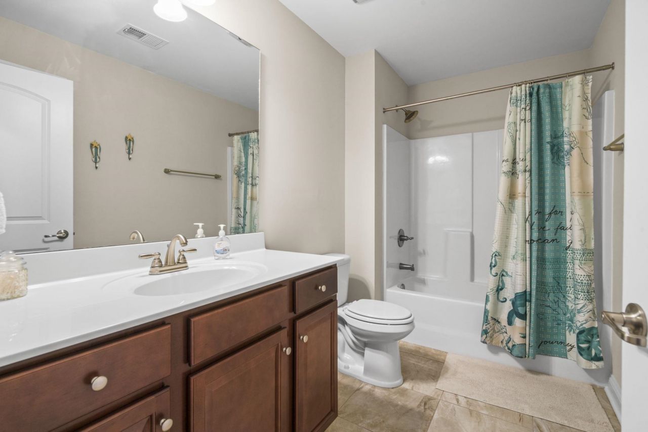 231 Je Edward Dr. Photo 28