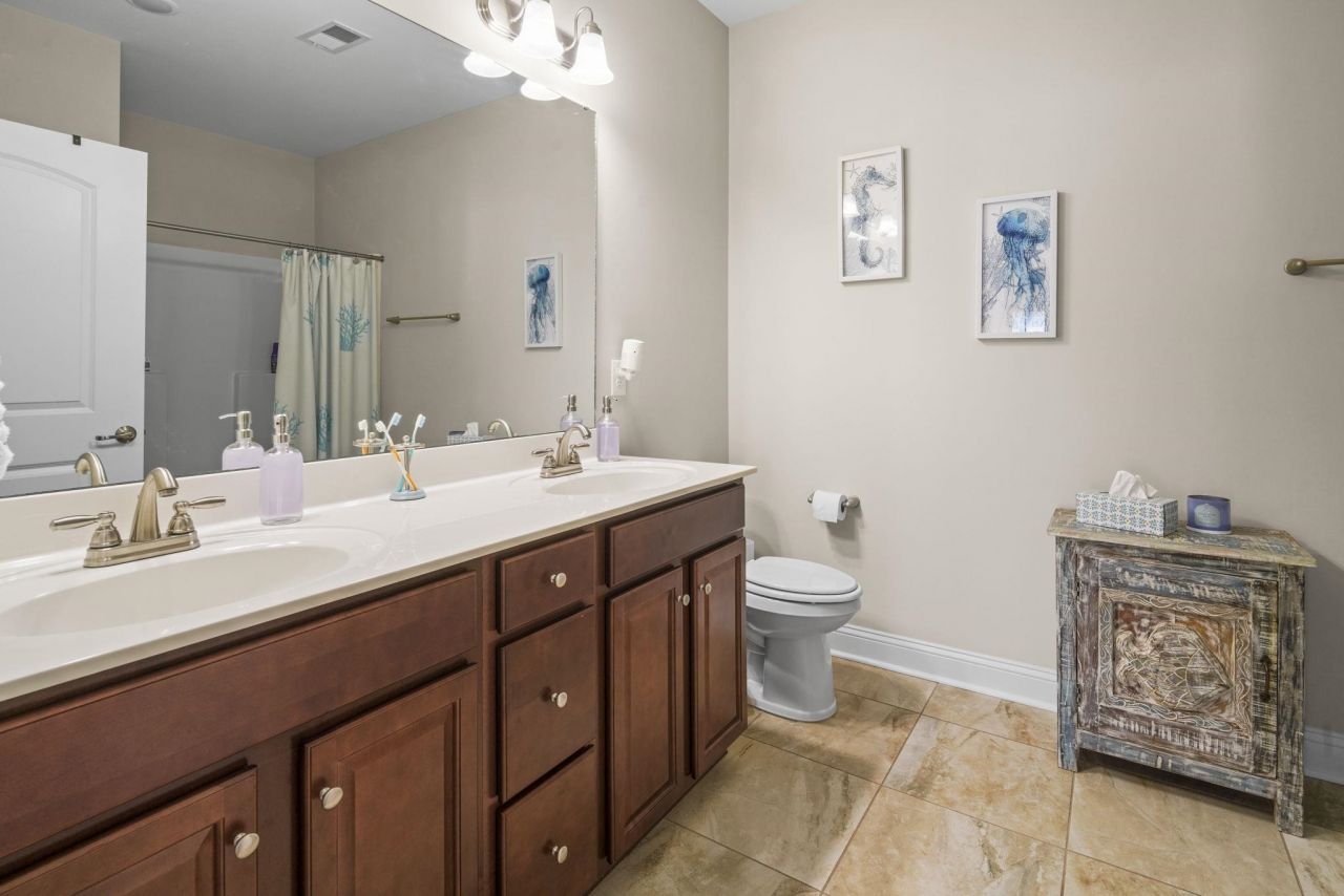 231 Je Edward Dr. Photo 29