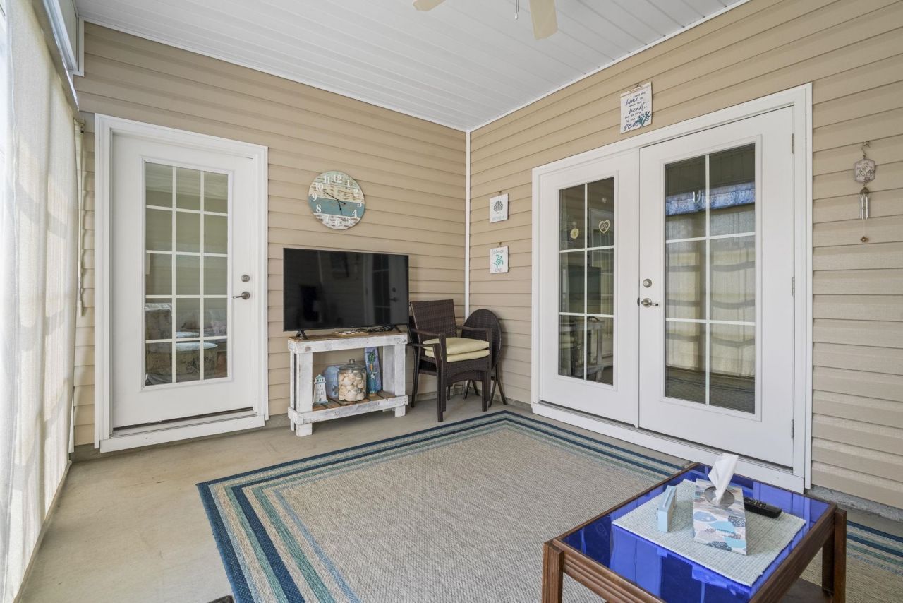 231 Je Edward Dr. Photo 33