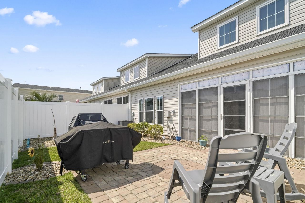 231 Je Edward Dr. Photo 38