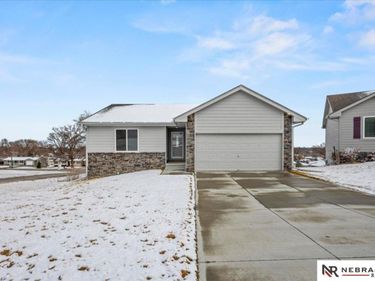1010 S 14th Avenue , Blair, NE 68008