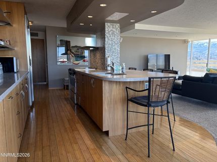 100 N Arlington Avenue, Unit 8 J, Reno, NV 89501 Photo