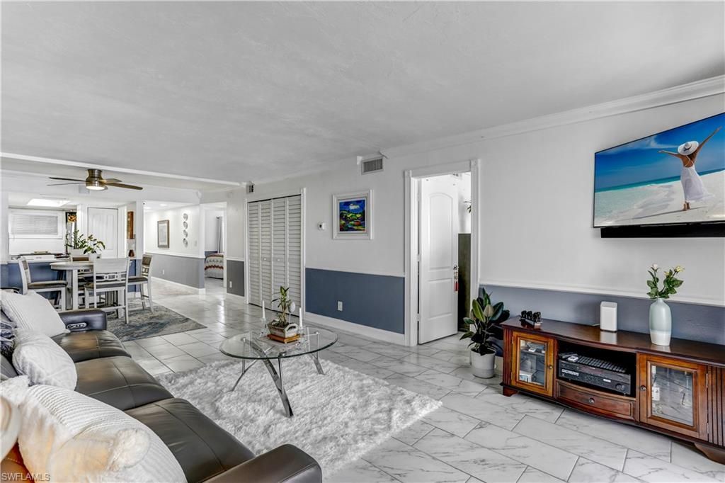 2711 1st St, Unit 402, Fort Myers, FL 33916 Photo