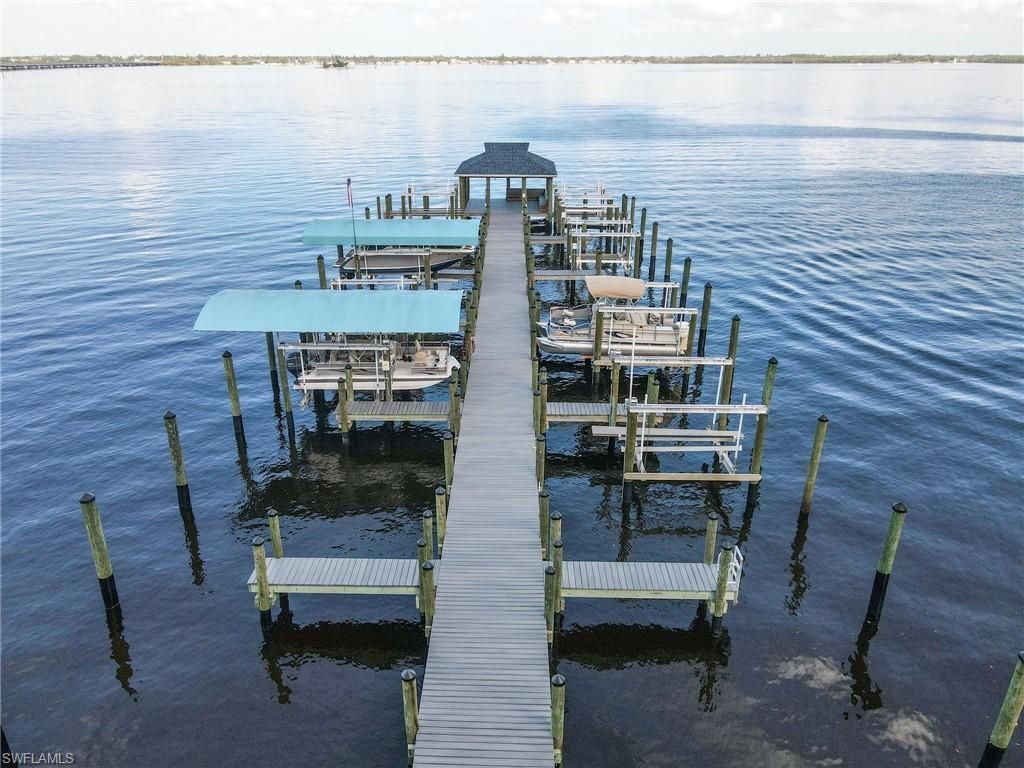 2711 1st St, Unit 402, Fort Myers, FL 33916 Photo