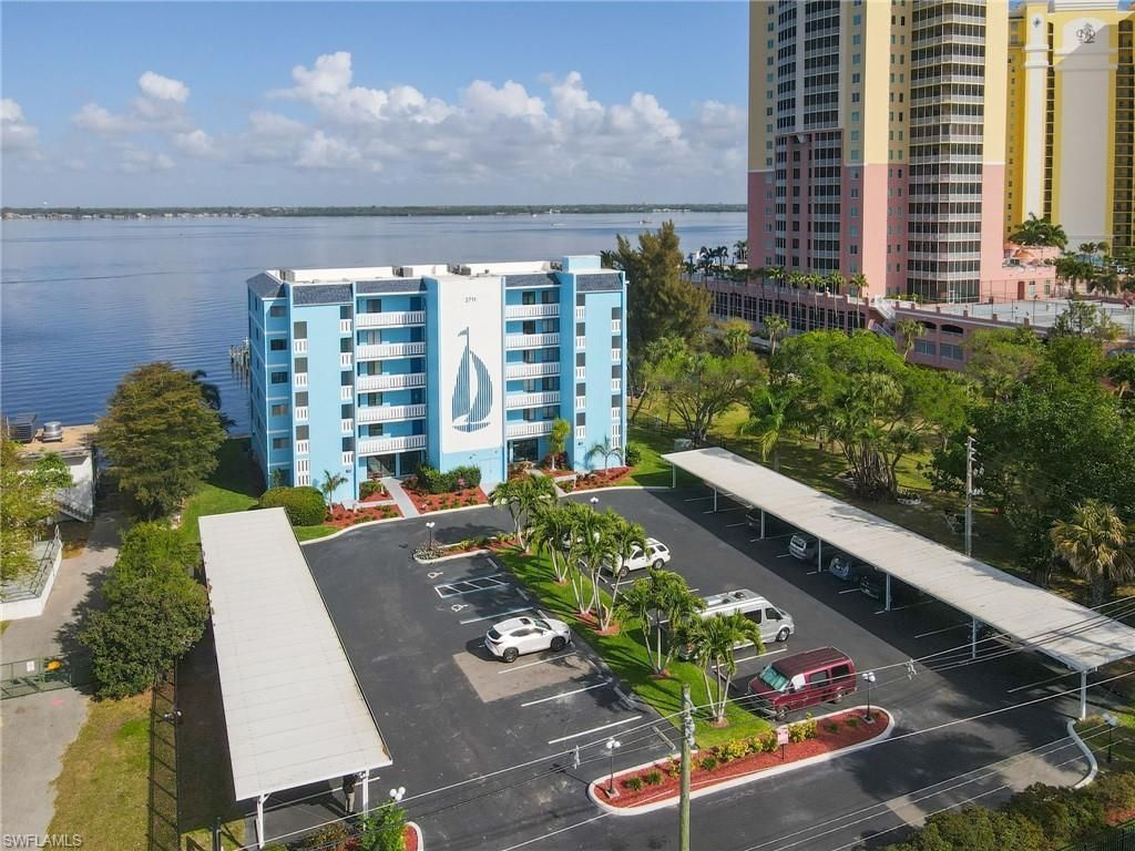 2711 1st St, Unit 402, Fort Myers, FL 33916 Photo