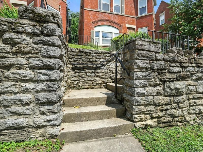 2108 Fulton Avenue, Unit 1, Cincinnati, OH 45206 Photo 2
