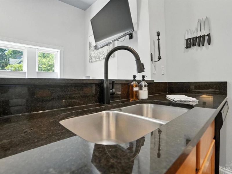 2108 Fulton Avenue, Unit 1, Cincinnati, OH 45206 Photo 21