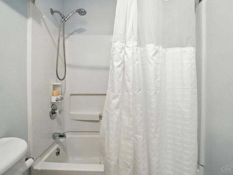 2108 Fulton Avenue, Unit 1, Cincinnati, OH 45206 Photo 28