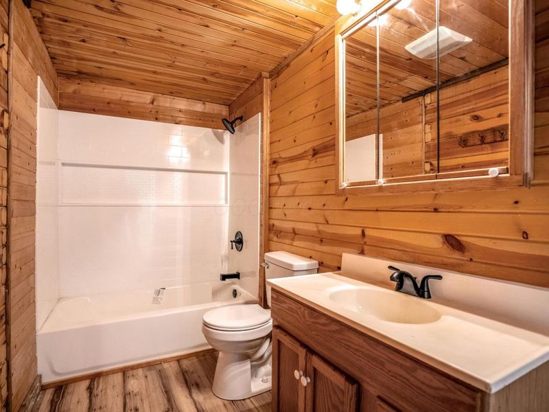 420 N Simon Street, Ada, OH 45810 Photo 14